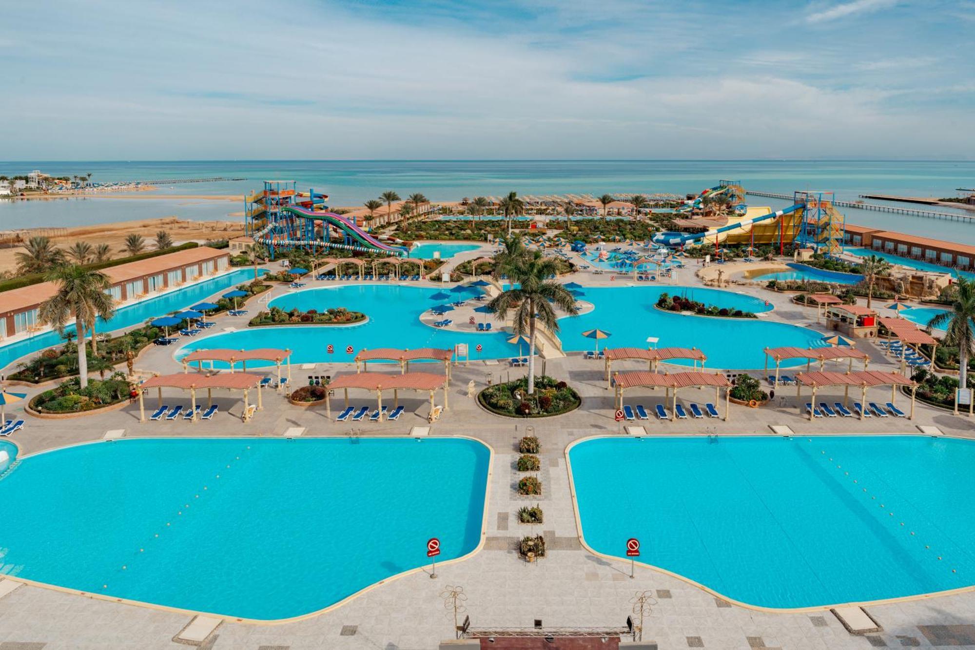 Sunrise Alora Aqua Park Resort フルガダ エクステリア 写真