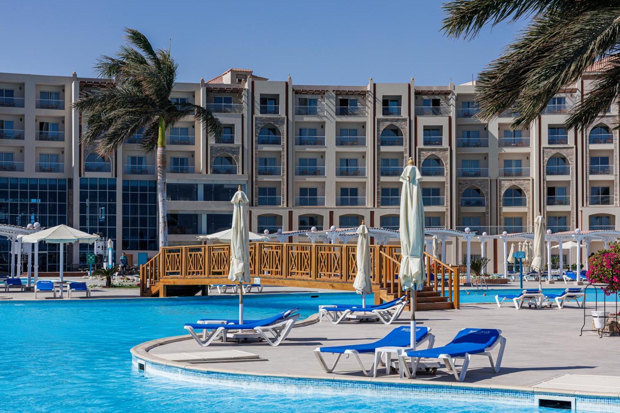 Sunrise Alora Aqua Park Resort フルガダ エクステリア 写真