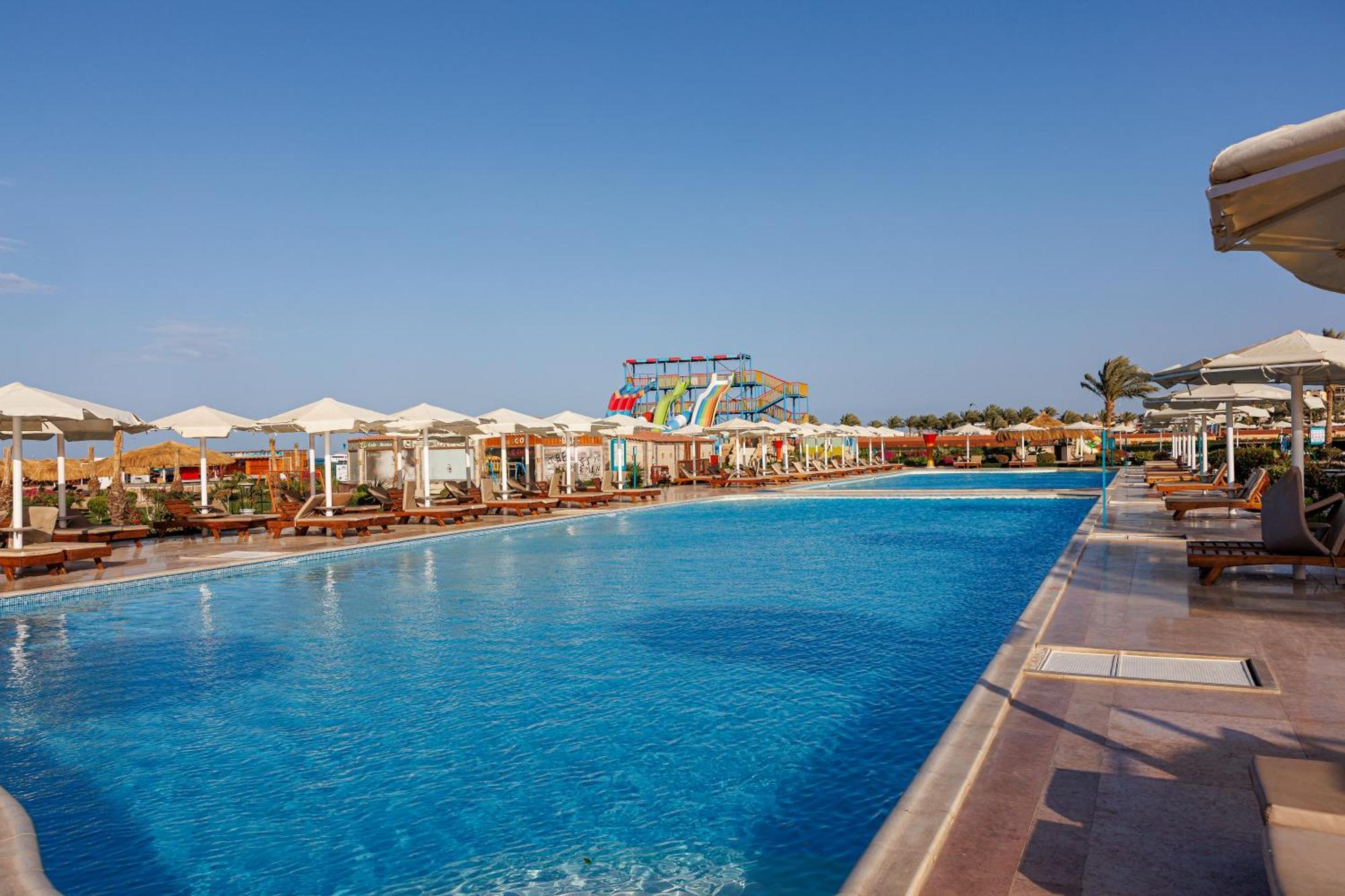 Sunrise Alora Aqua Park Resort フルガダ エクステリア 写真