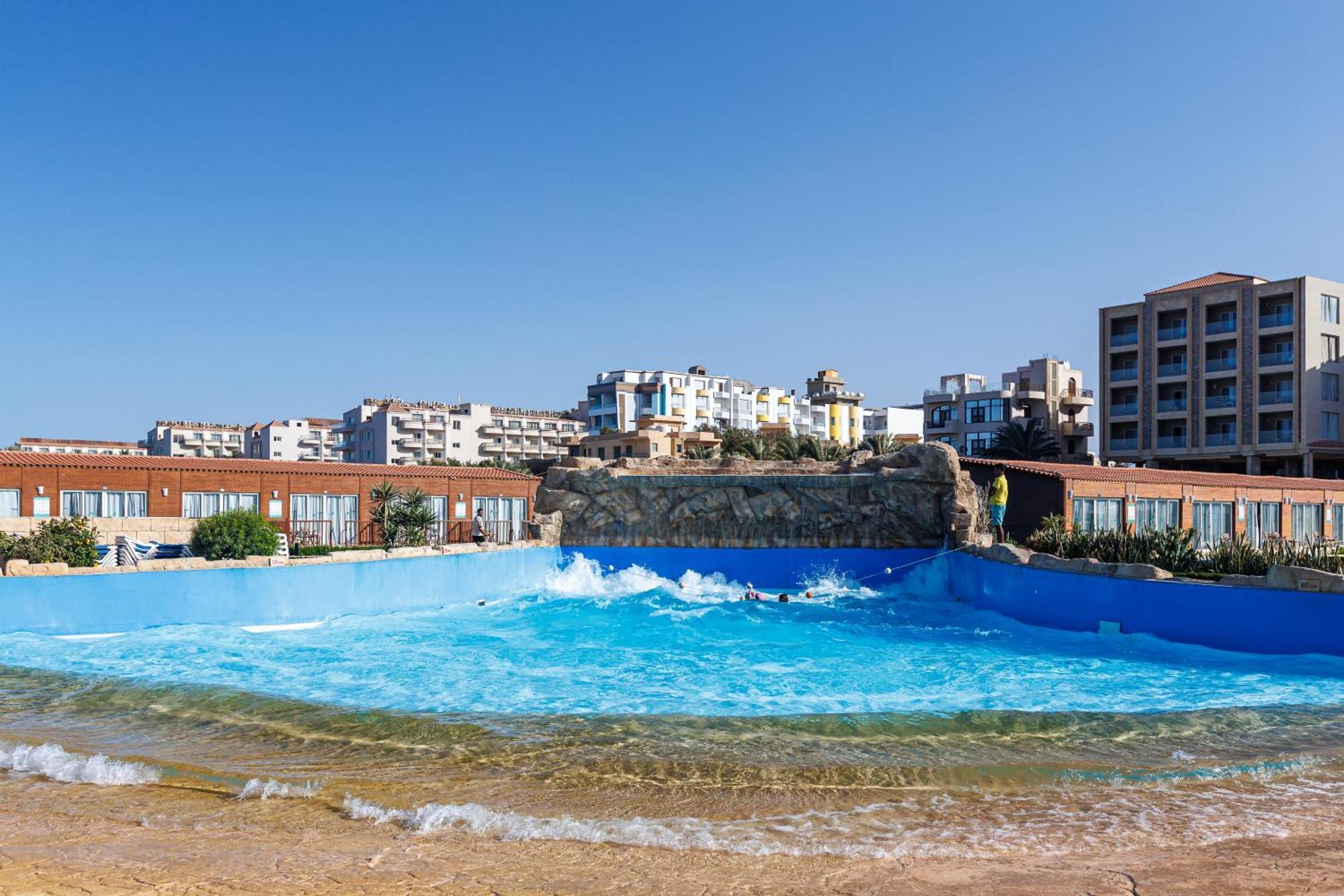Sunrise Alora Aqua Park Resort フルガダ エクステリア 写真