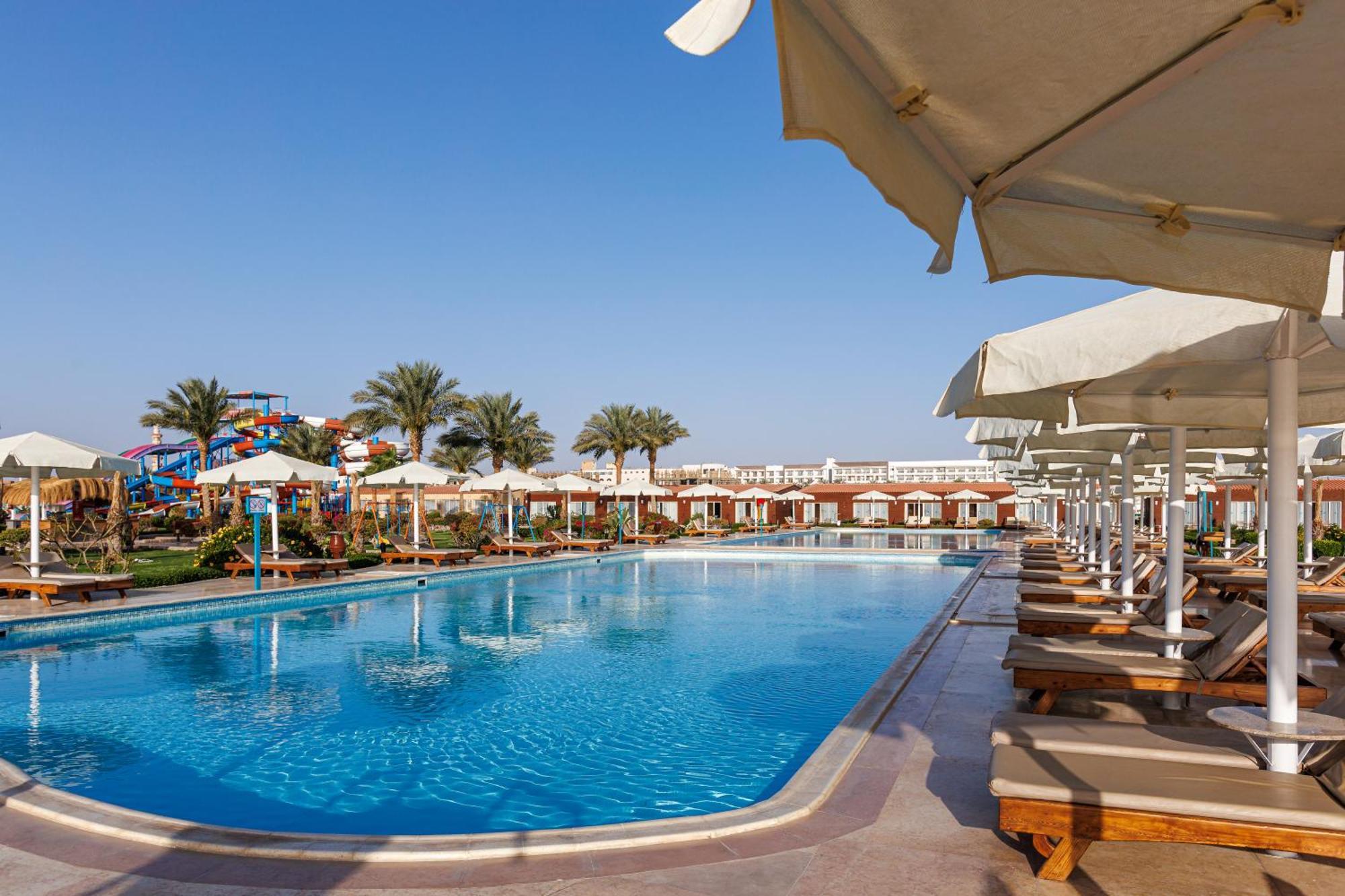 Sunrise Alora Aqua Park Resort フルガダ エクステリア 写真