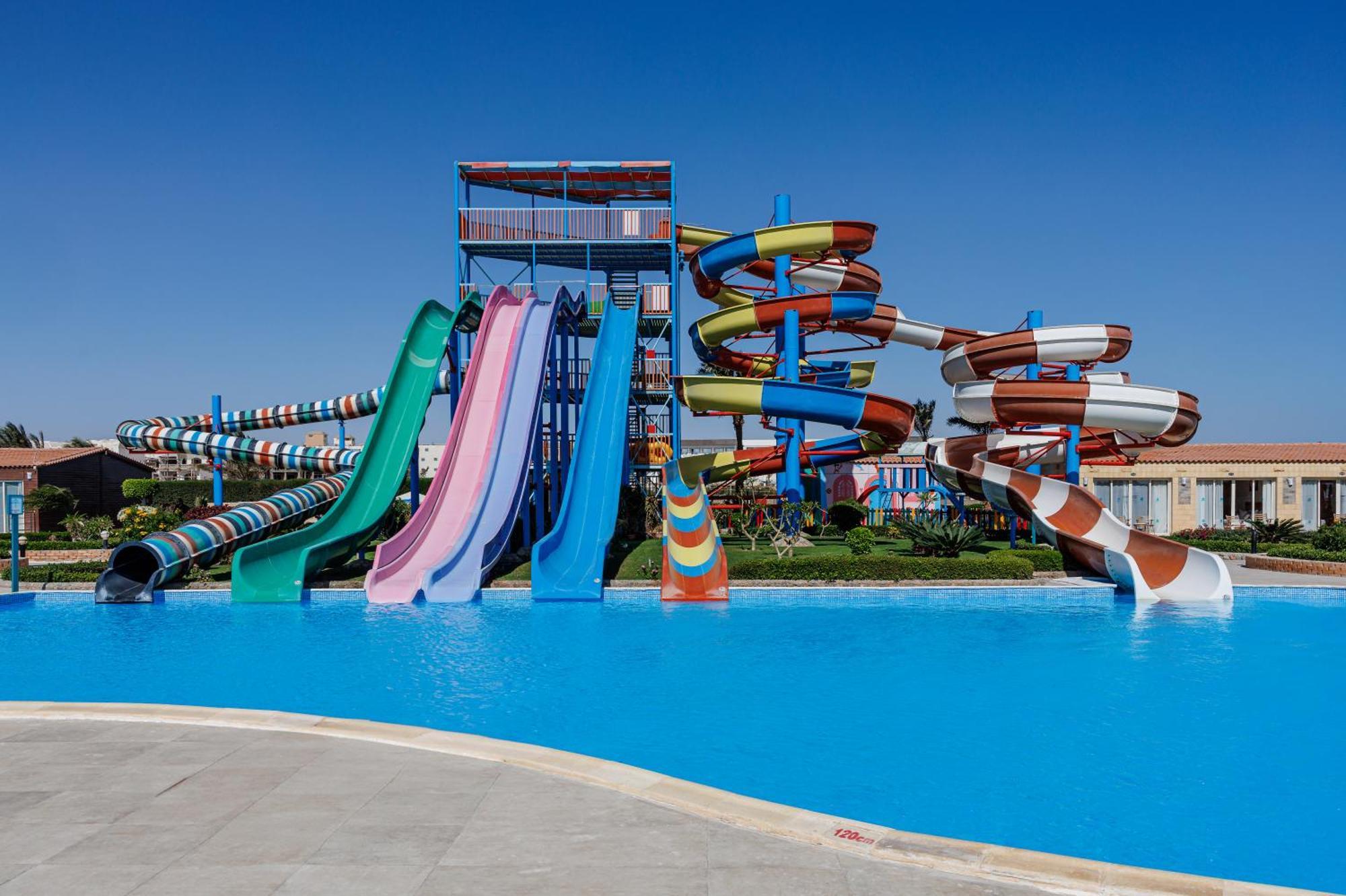 Sunrise Alora Aqua Park Resort フルガダ エクステリア 写真