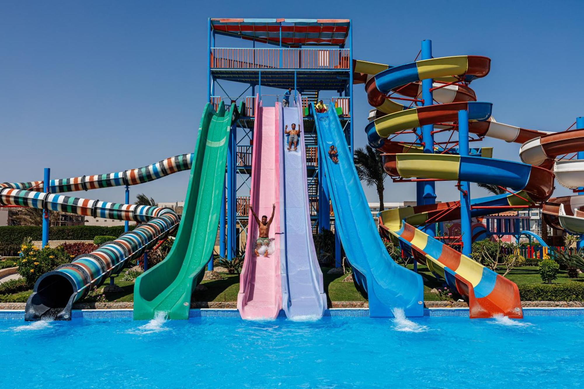 Sunrise Alora Aqua Park Resort フルガダ エクステリア 写真